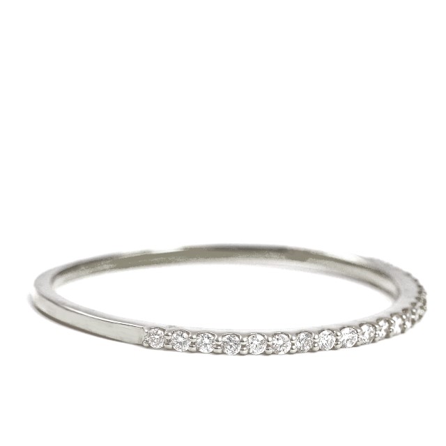 〈 甲府ジュエリー 〉K10ＷG ダイヤモンド0.08ＣＴ極細リングＲ4004DI-2