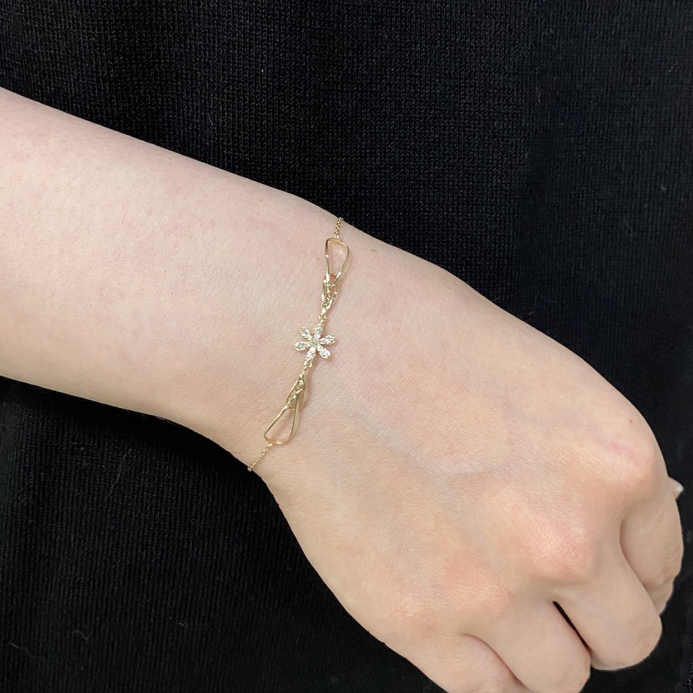 〈 甲府ジュエリー 〉K18 ゴールド 0.12ct　花型メレダイヤブレスレット GD-7002(K18YG)