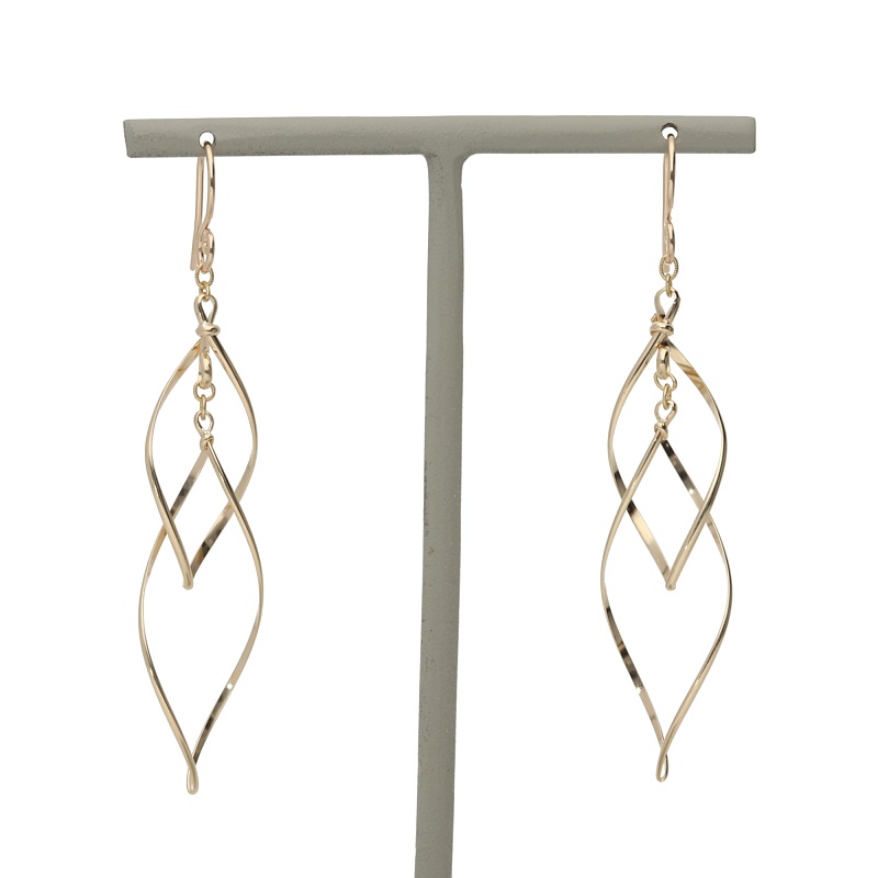 〈 甲府ジュエリー 〉K14GF　ダブルマーキスピアス　GFP-1249