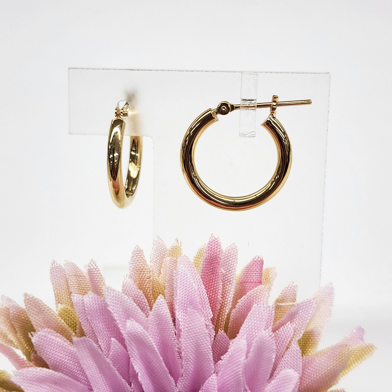 ＜ 甲府ジュエリー ＞K18 イエローゴールド シンプル フープ ピアス 大人 おしゃれ 幅2mm 直径15mm BPE-K2015