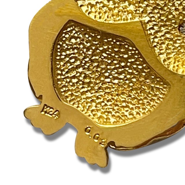 〈 甲府ジュエリー 〉K24　フクロウペンダント（15047313）