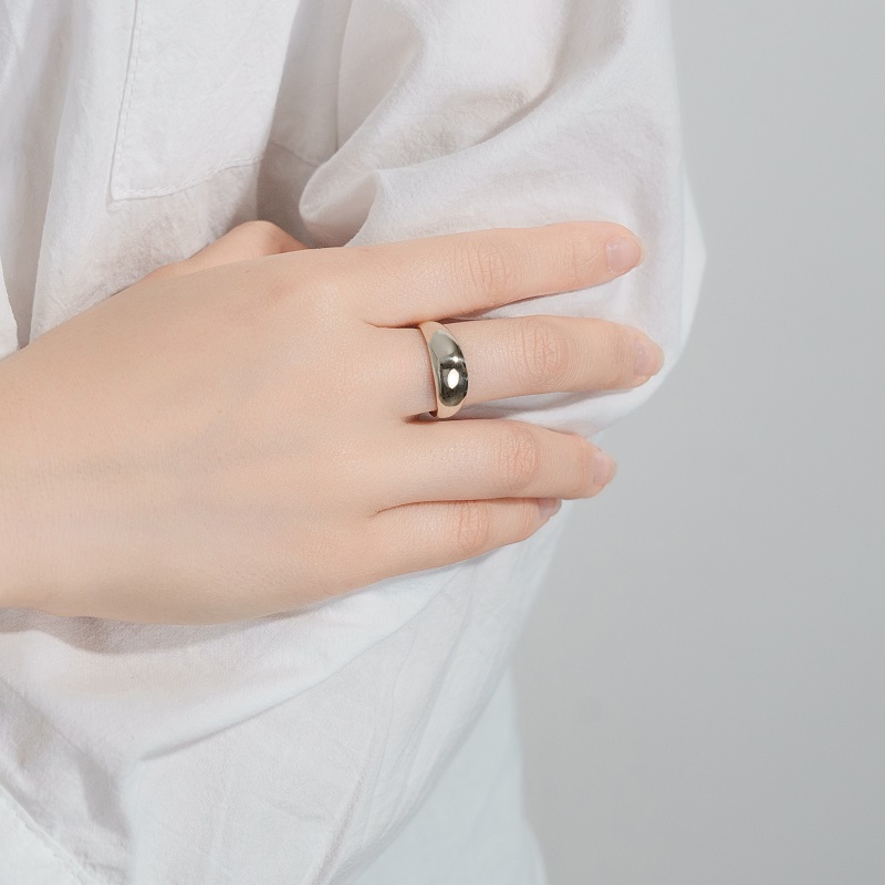 ＜ 甲府ジュエリー ＞プラチナ シンプルハイドームリング 11-1453