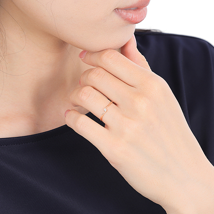 ＜ 甲府ジュエリー ＞細身0.04ct　ウェーブライン　Ｋ10PG　一粒ダイヤ　リング　R951DI-R2