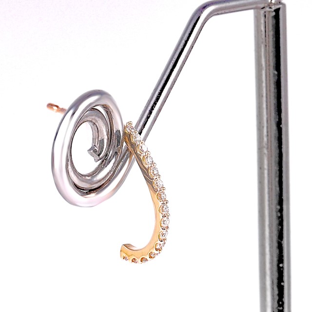 〈 甲府ジュエリー 〉K10YG ダイヤモンド極細ラインピアス　E319DI-Y2