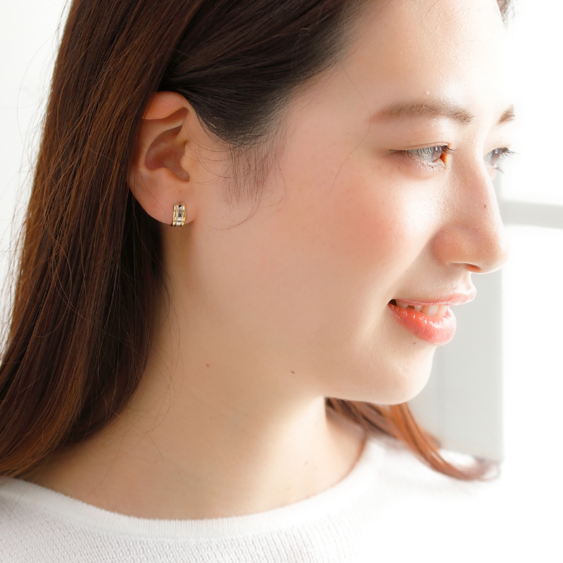 〈 甲府ジュエリー 〉K18・PT grand/グランド ピアス 010047