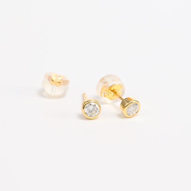 〈 甲府ジュエリー 〉K18 Dカラー 計 0.3ct フクリン ダイヤ ピアス BPE-01030K