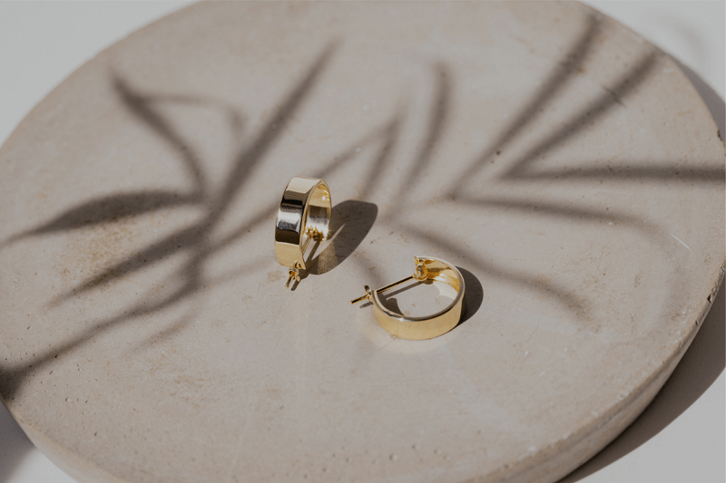 ＜ 甲府ジュエリー ＞【甲府ジュエリー】K18　ピアス（15131951）