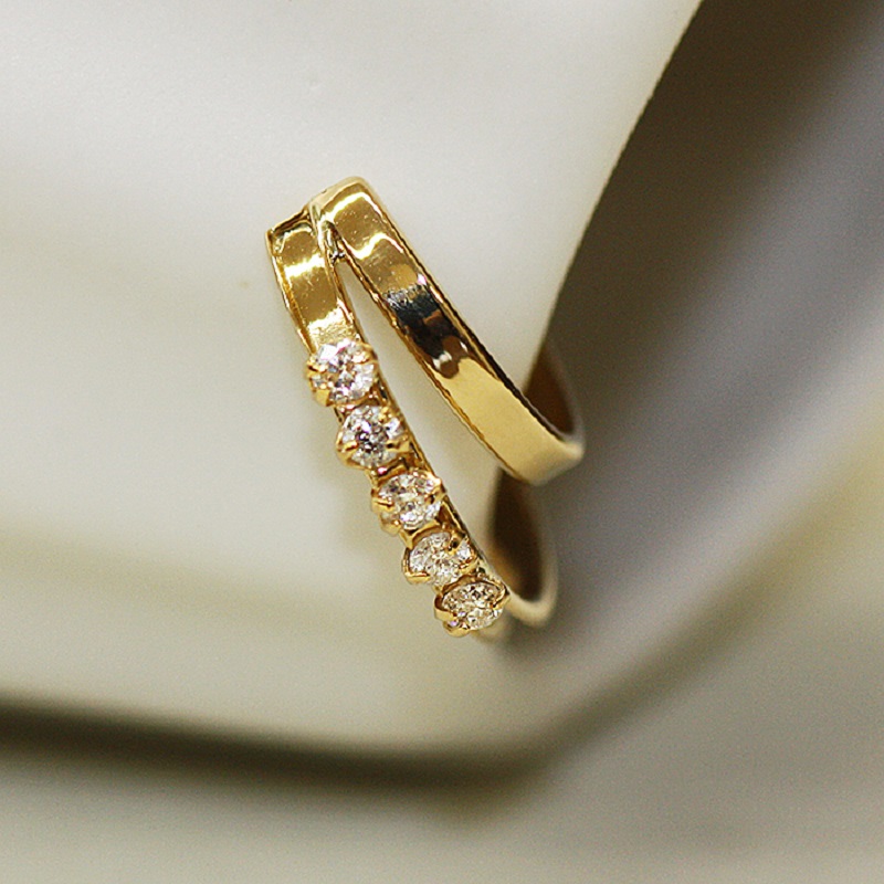 ＜ 甲府ジュエリー ＞k18YG ダイヤモンド 手作り イヤーカフ ジュエリー 2連サークル 03191