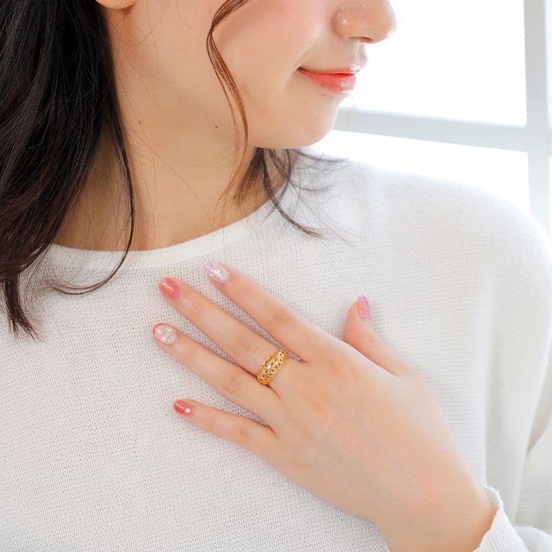 〈 甲府ジュエリー 〉K18　フラワー 透かし模様 リング　27252