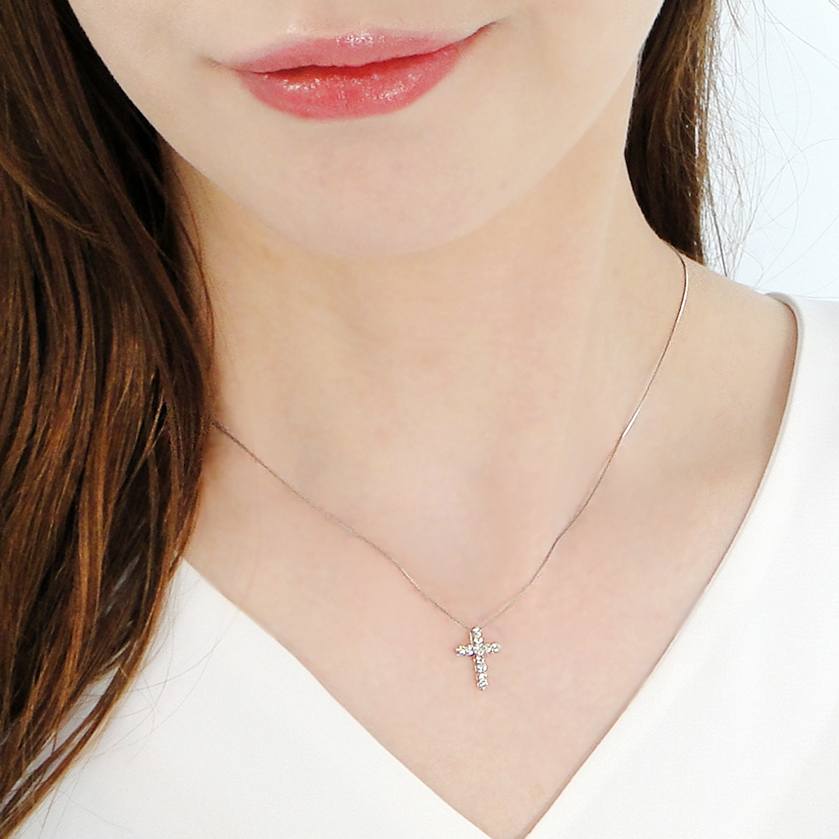 ＜ 甲府ジュエリー ＞Pt ダイヤクロス(0.20ct)　PN 330630