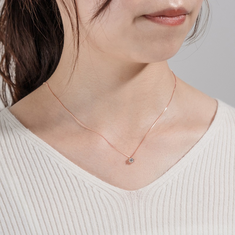 〈 甲府ジュエリー 〉K18ピンクゴールド ダイヤモンドデザイン枠ネックレス(0.3ct)63-4039