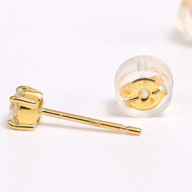 〈 甲府ジュエリー 〉K18 Dカラー 計 0.3ct 4本爪 ダイヤ ピアス BPE-02030K