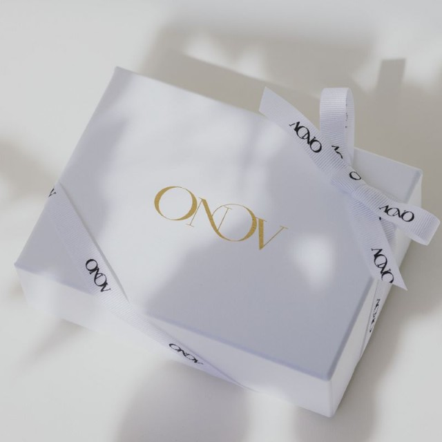 〈 甲府ジュエリー 〉【甲府ジュエリー】K18　ピンクゴールド　イエローゴールド　アコヤパール　ピアス（15130361）