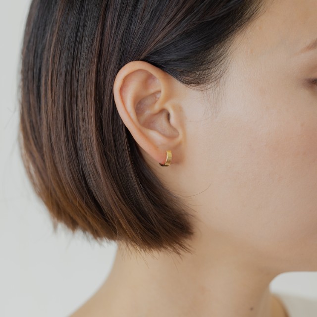 ＜ 甲府ジュエリー ＞【甲府ジュエリー】K18　ピアス（15131951）