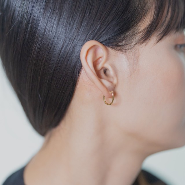 ＜ 甲府ジュエリー ＞【甲府ジュエリー】K18　フープピアス　Sサイズ（15132031）