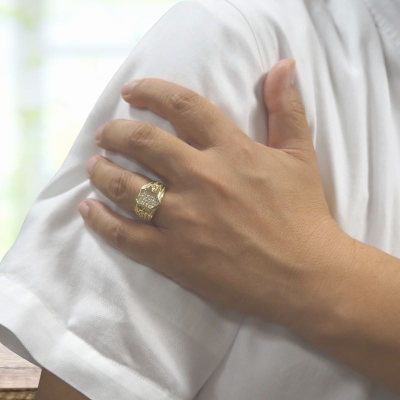 ＜ 甲府ジュエリー ＞K18 ダイヤ シールド/盾モチーフ メンズ リング 26089