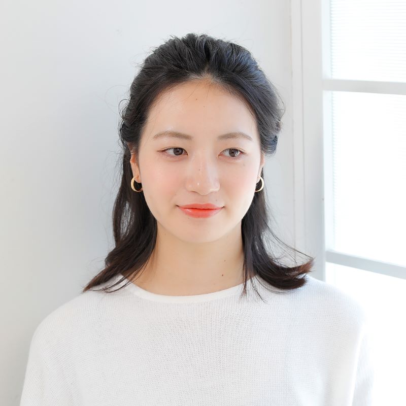 〈 甲府ジュエリー 〉K18 ボリューム 地金 ピアス　15143