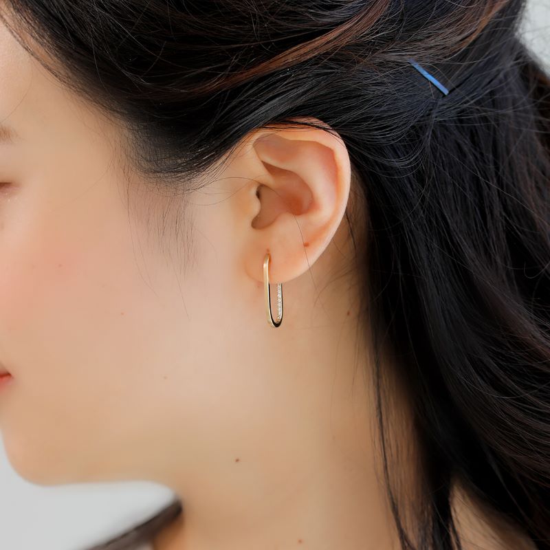 ＜ 甲府ジュエリー ＞K18 ダイヤモンド ピアス　15135