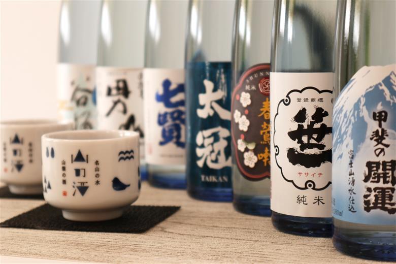 名山の水　山の酒　山梨の酒 　純米酒飲み比べ7本セット（180ml×7本）
