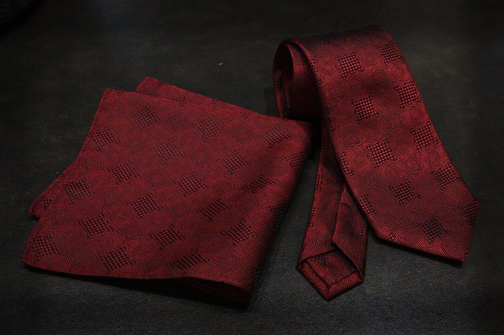 郡内織物使用オーダーネクタイ&チーフお仕立券