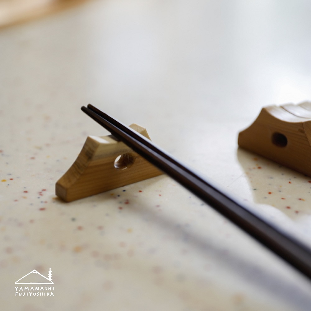 【こだわりの逸品】富士山型の箸置