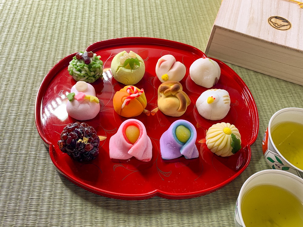 七五三 ギフト 上生菓子 12個セット 贈答用 箱入り 【2025年11月10日発送予定】