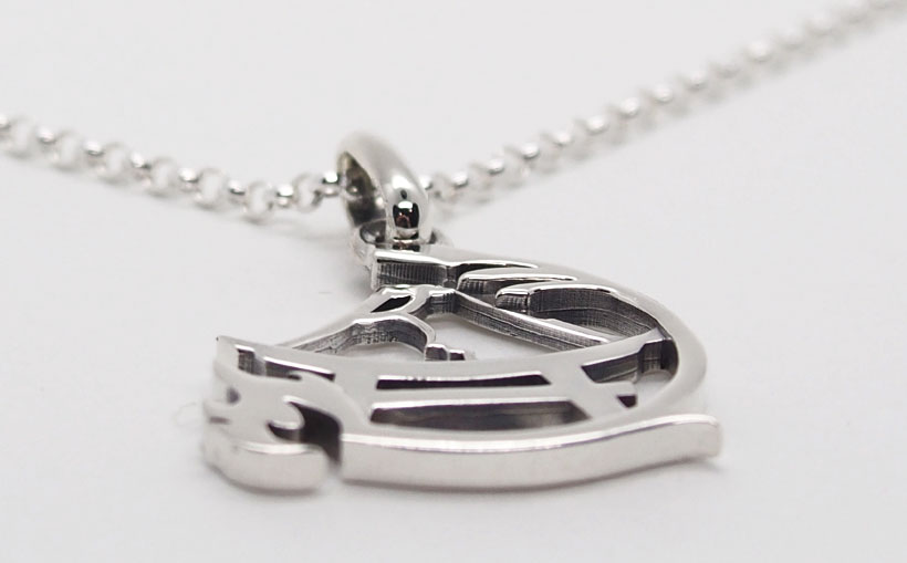 【ハンドメイドアクセサリー】夏 富士山ペンダント