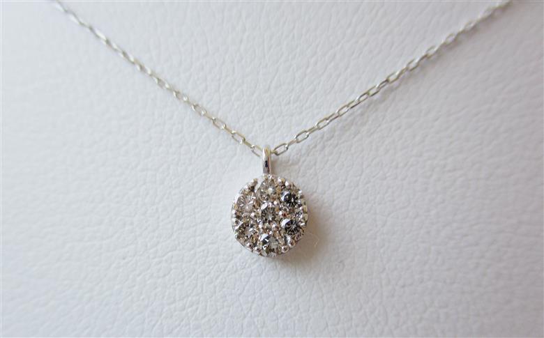 ラウンドダイヤモンドペンダント 【K18ホワイトゴールド】 MJ095　【ジュエリー ネックレス】 K18ホワイトゴールド