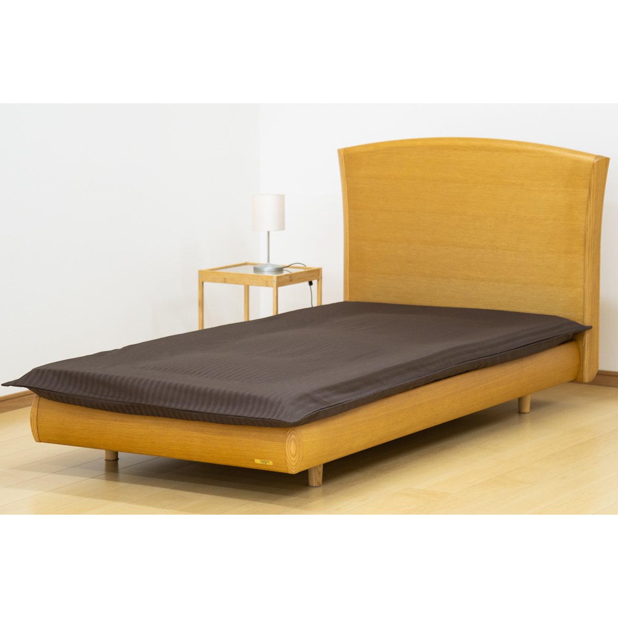 【ダニ忌避率99.3%】サテンストライプのマットレス専用カバー　ディープブラウン（シングル）