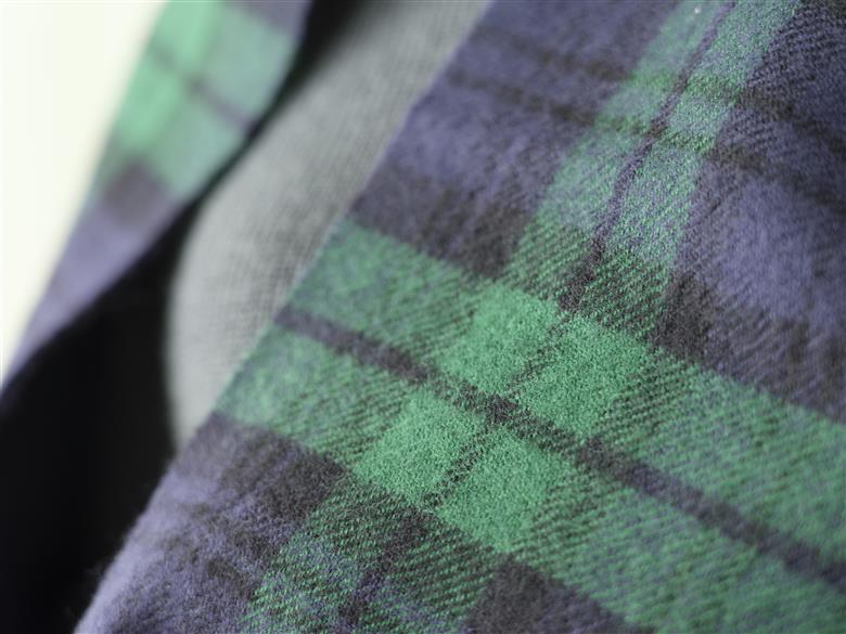 光吸収発熱ウール「ウォームファーム　大判ブランケット」ブラックウォッチ