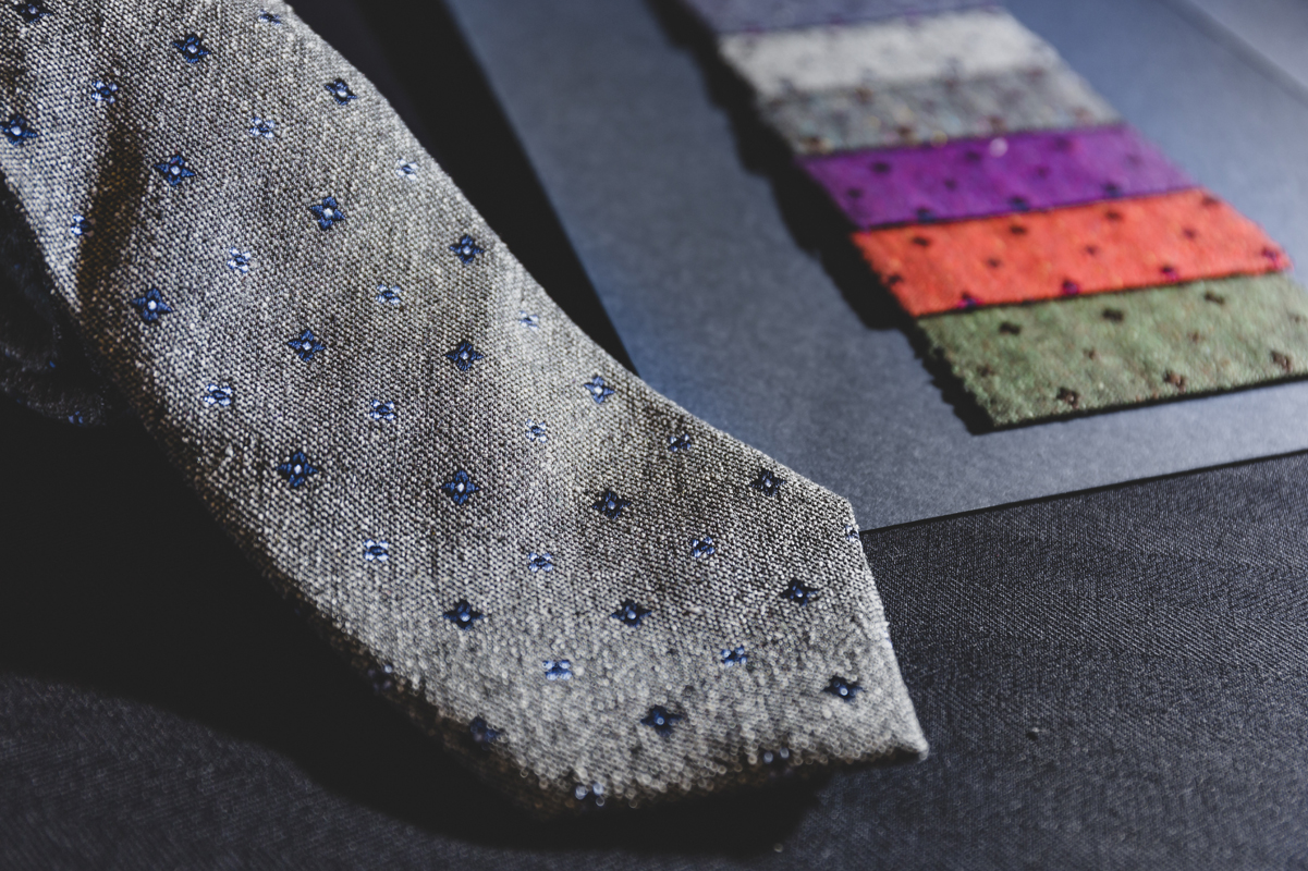 郡内織物使用オーダーネクタイ&チーフお仕立券