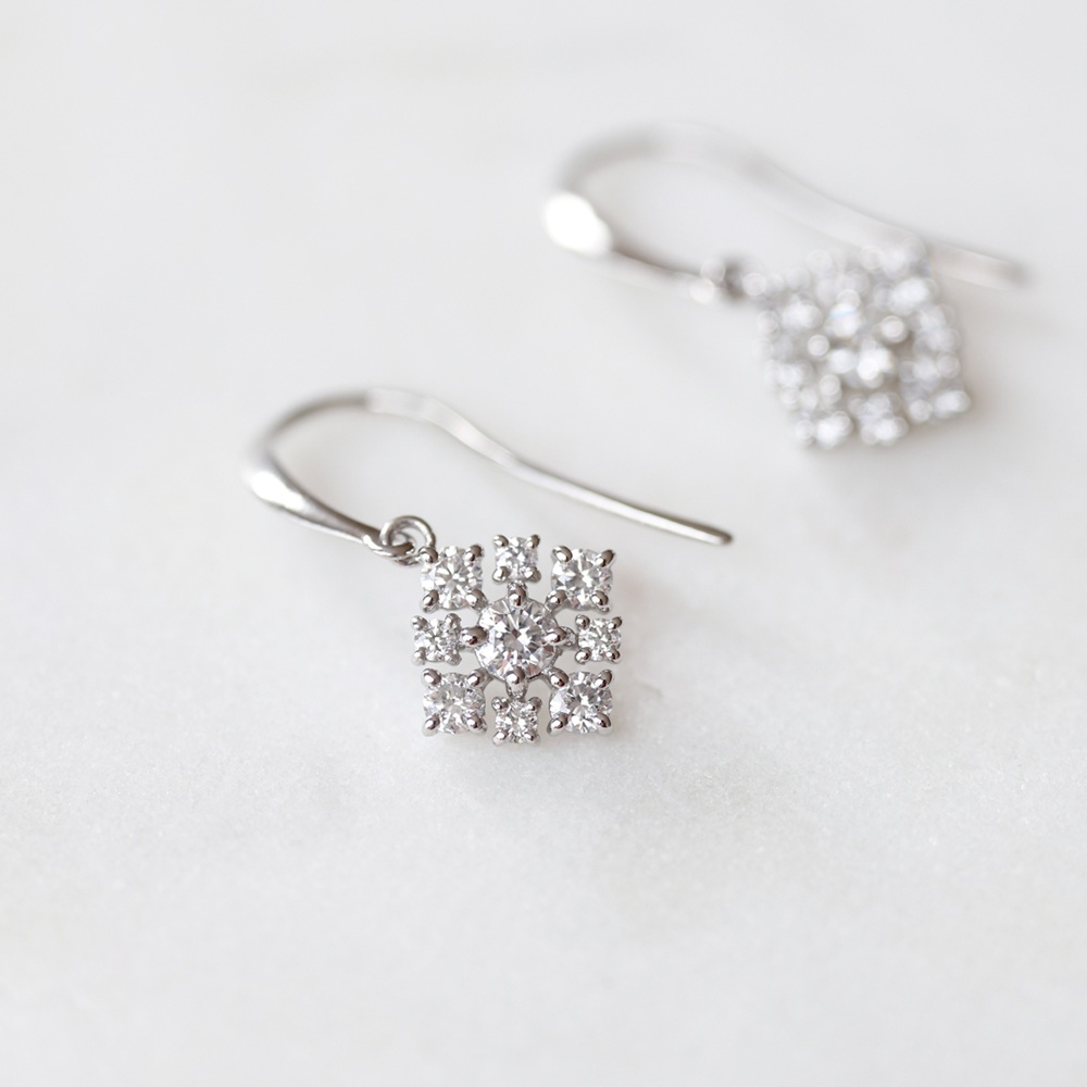 PT　ダイヤモンドピアス　S-5744