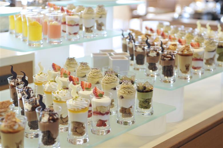 【ハイランドリゾート】ランチブッフェ・ペアチケット