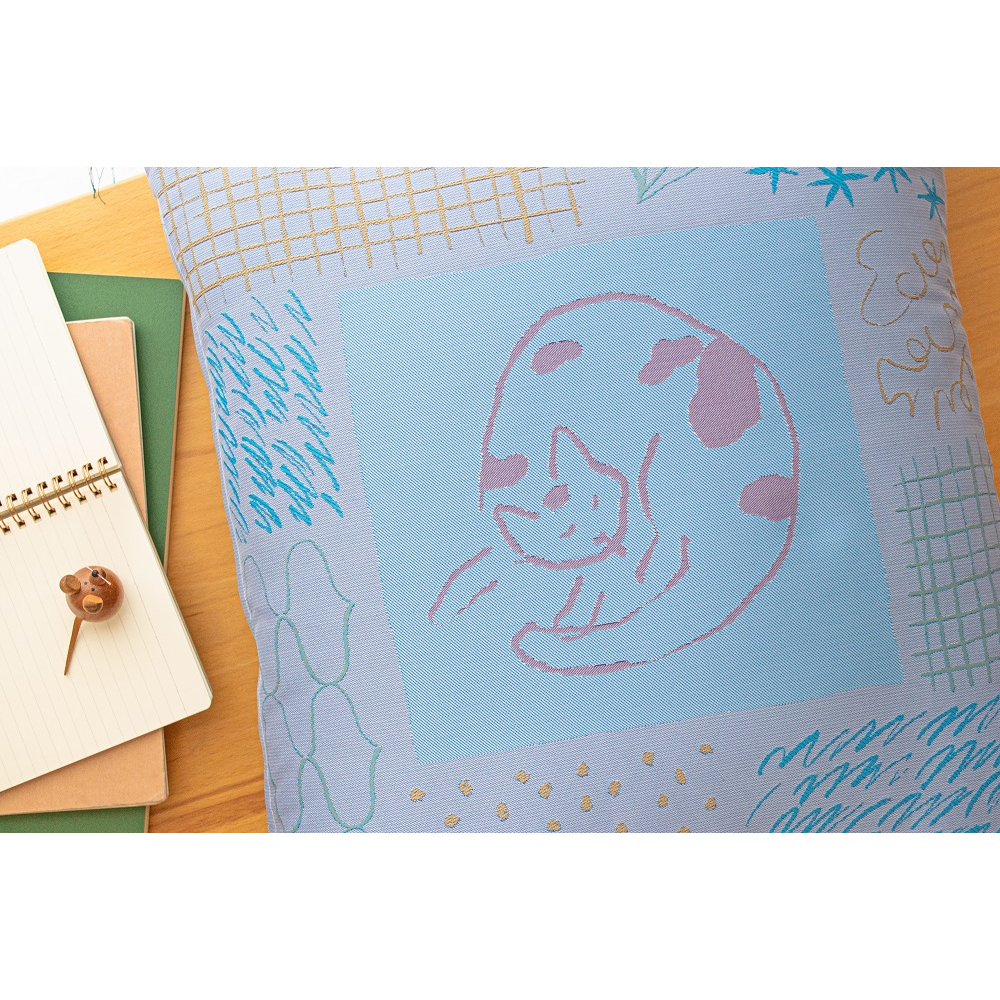 ギュッとしてホッとする小さなザブトン　ひるねのねこシリーズ　まる丸ねこ（ブルー）