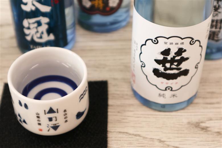 名山の水　山の酒　山梨の酒 　純米酒飲み比べ7本セット（180ml×7本）