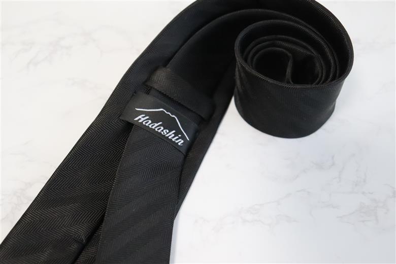 【Hadashin】フォーマルネクタイ ブラック＆シルバー 2本セット ストライプ