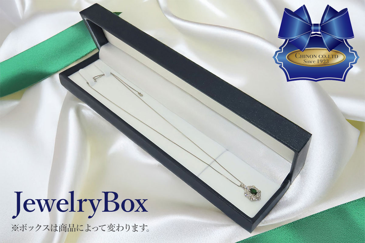 PT（プラチナ）　グリーンガーネットダイヤモンドペンダント　MJ-1136