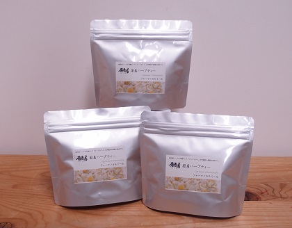 フリーズドライ　国産ジャーマンカモミールティー （3パック）