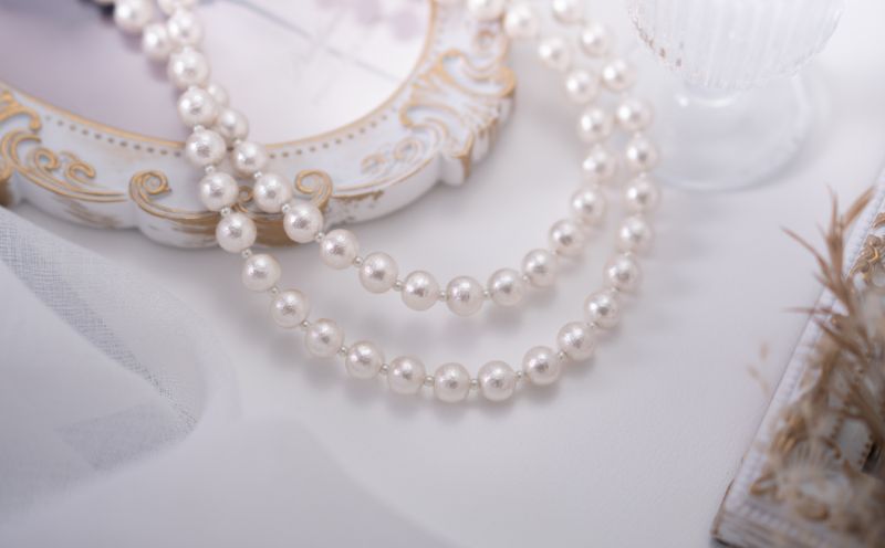 コットンパール「ホワイト」ロングネックレス(金具ゴールド) ホワイト