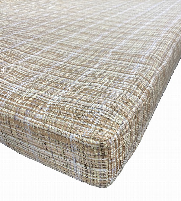 マットレス　体圧分散型高反発ウレタンフォーム（厚さ約7CM）