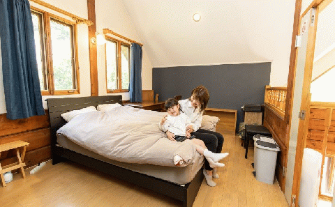 都留市の別荘民泊「ログハウスkizuki」1泊定員7名まで