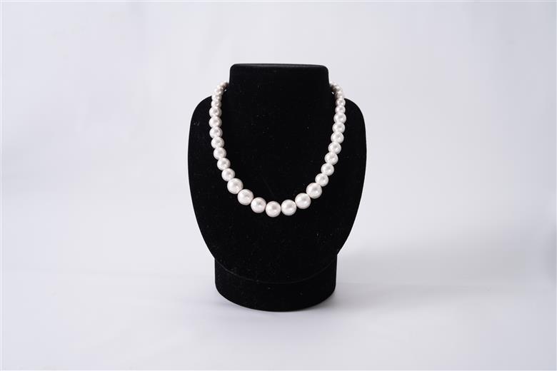 コットンパール「ホワイト」シンプルショートネックレス(金具ゴールド) ホワイト