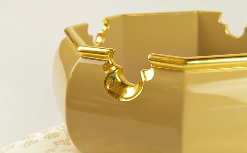 【佐藤木工】彩玉手箱 木曽漆 京組紐（白）