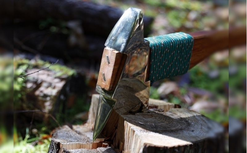 金の薪割り斧（小）キャンプ　アウトドア　DIY