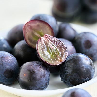 【2026年先行受付】厳選　池田青果の巨峰　2房 　1キロ　ふるさと納税【配送不可地域：離島・沖縄県】