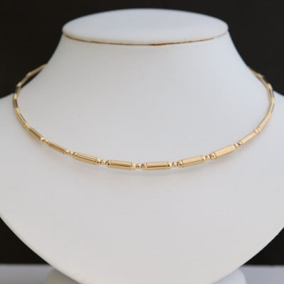 K18デザインオメガネックレス45cm【配送不可地域：沖縄県】