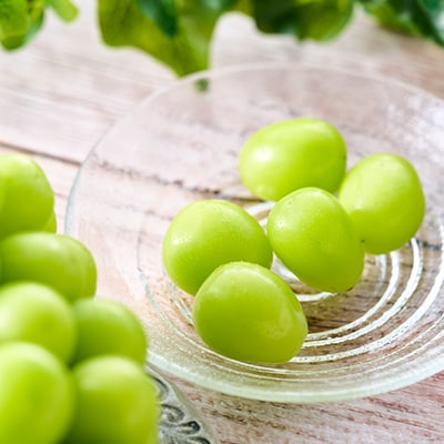 【2026年発送　先行受付】やみつきシャインマスカット 1.2kg (2～3房)【配送不可地域：離島】