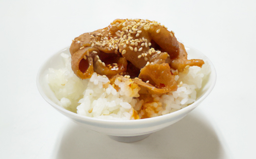 味研　ピリ辛豚もつ焼き(冷凍)　1kg (200g × 5パック)【配送不可地域：離島】