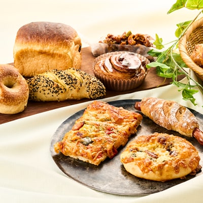 丸山パンの15種類おまかせ冷凍パンセット【配送不可地域：離島】