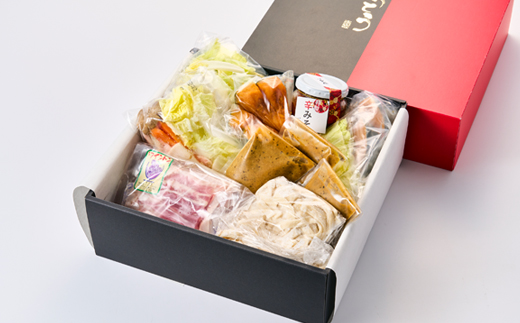 【ほうとう味比べ大会3連覇・殿堂入り】黄金ほうとうフルセット3人前+特製辛味噌(ほうとう蔵 歩成)【配送不可地域：離島・沖縄県】